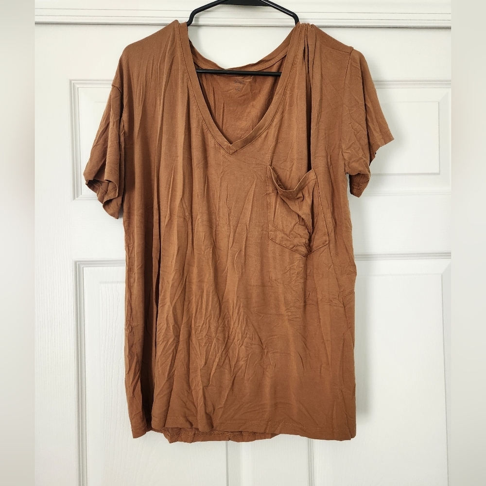 Kyte Baby Women's V Neck T-shirt